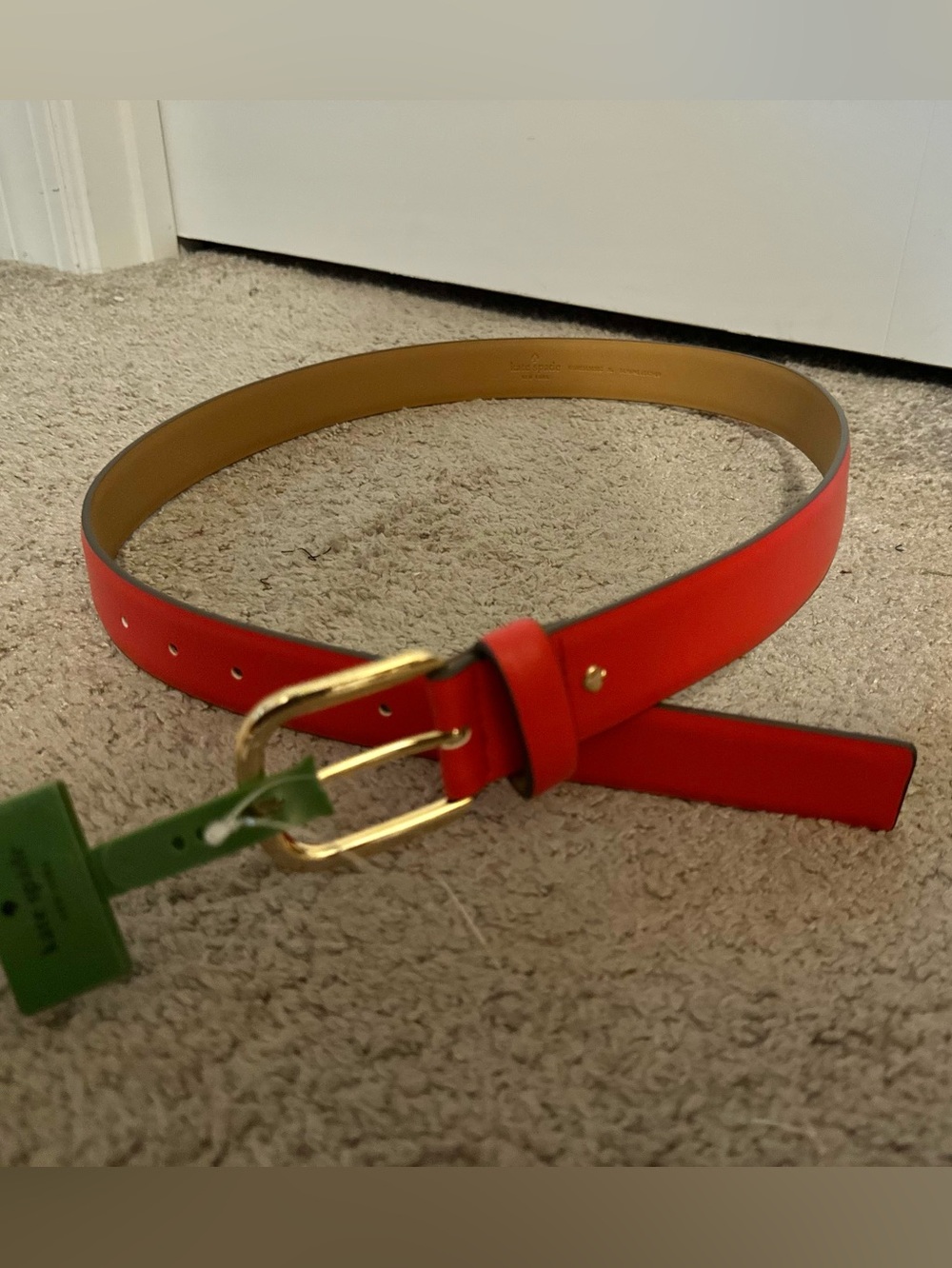 Beautiful Kate Spade size XL red leather adjustable belt gold Tone buckle new